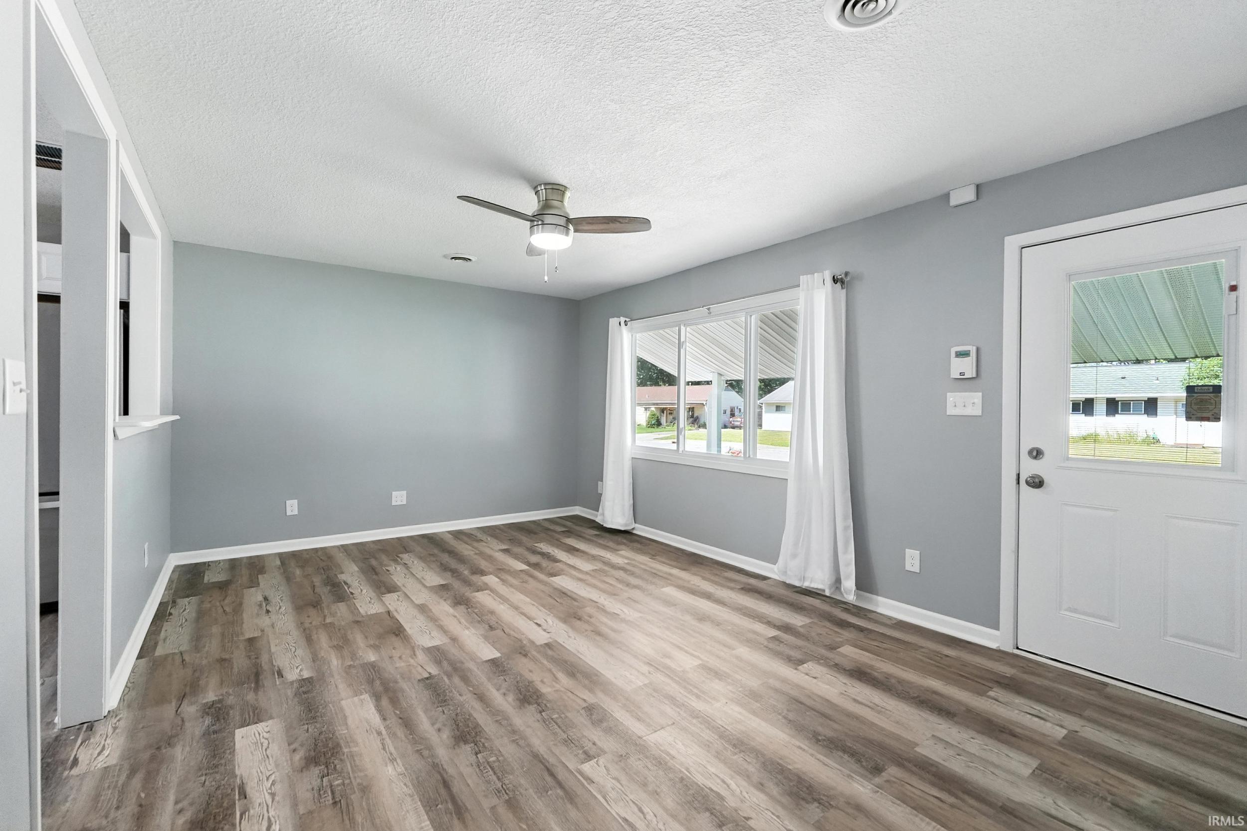 6031 Southcrest Road Fort Wayne, IN 46816 - Photo 5 of 33 Gallery Image 5