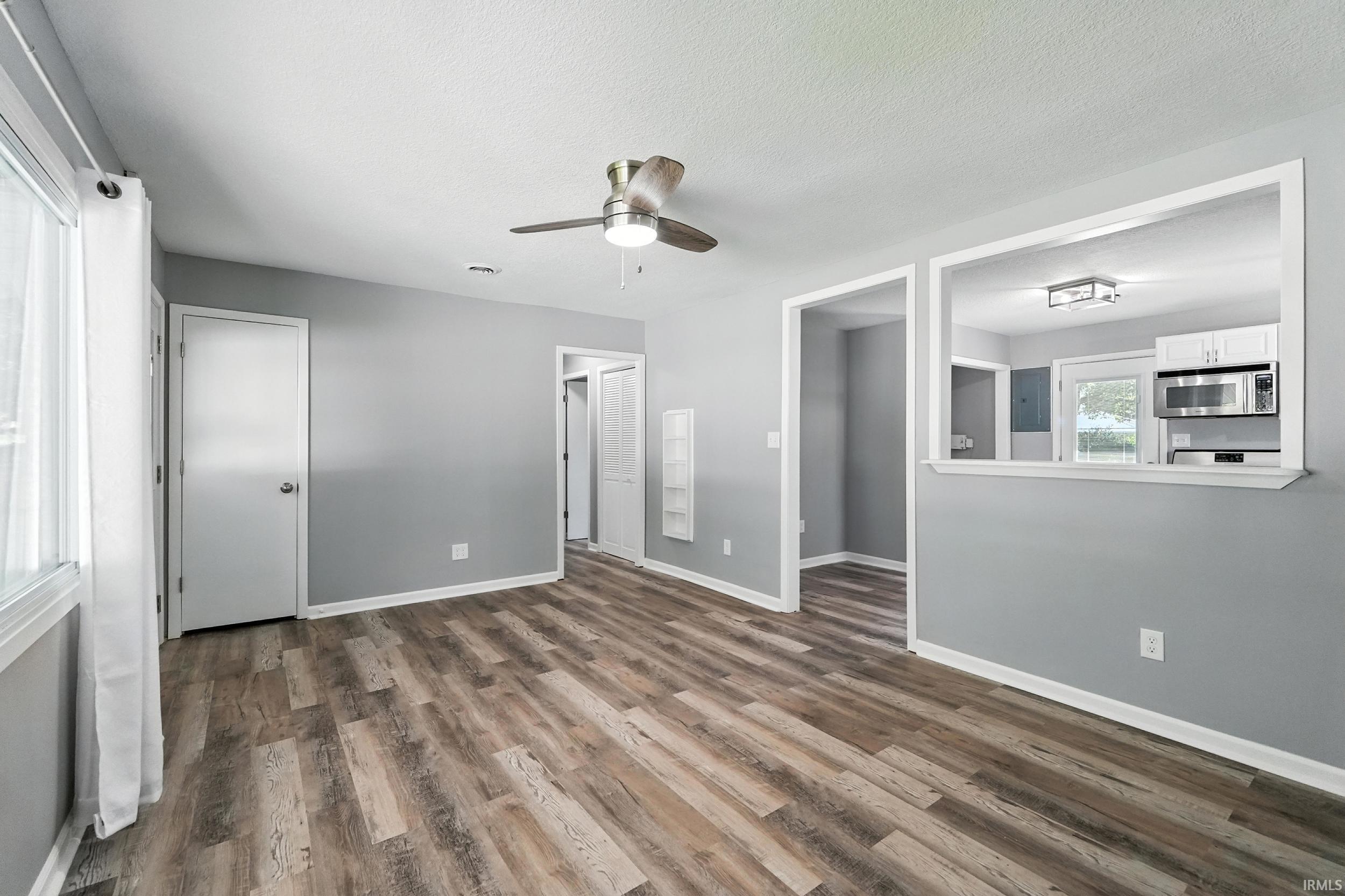 6031 Southcrest Road Fort Wayne, IN 46816 - Photo 6 of 33 Gallery Image 6