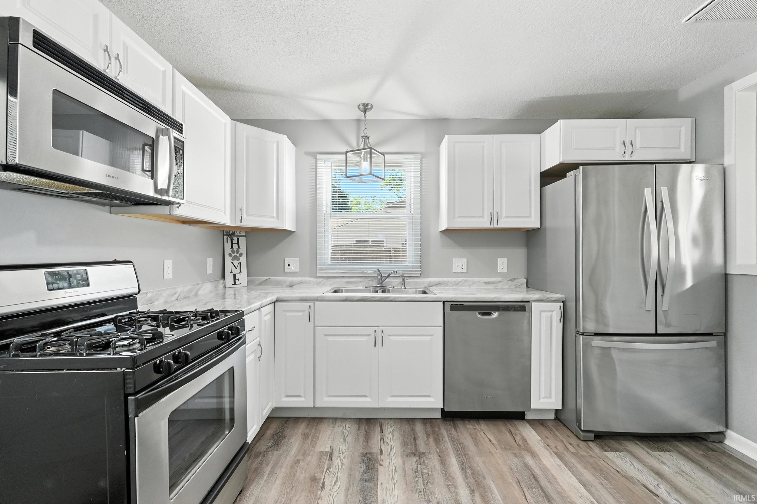 6031 Southcrest Road Fort Wayne, IN 46816 - Photo 10 of 33 Gallery Image 10