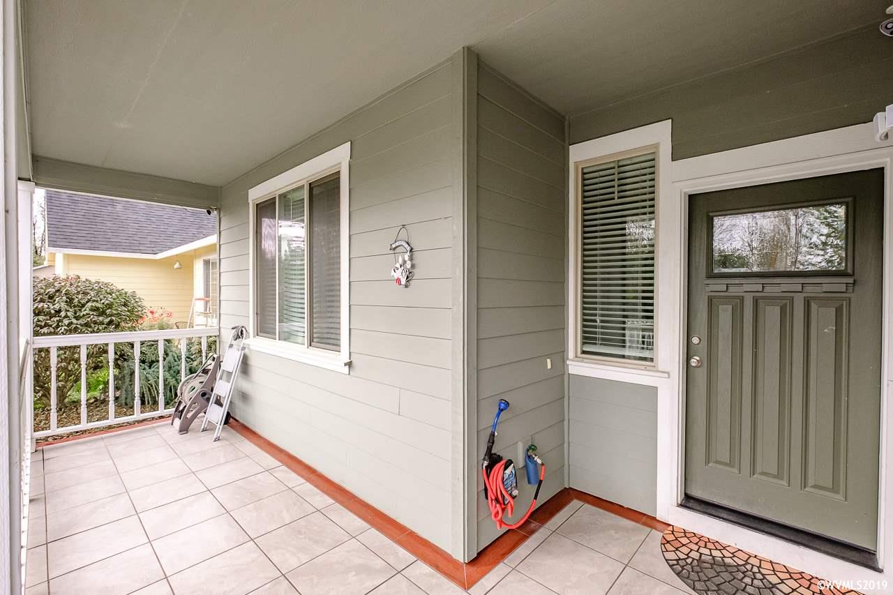 878 Helmick Road Monmouth, OR 97361 - Photo 2 of 42 Gallery Image 2