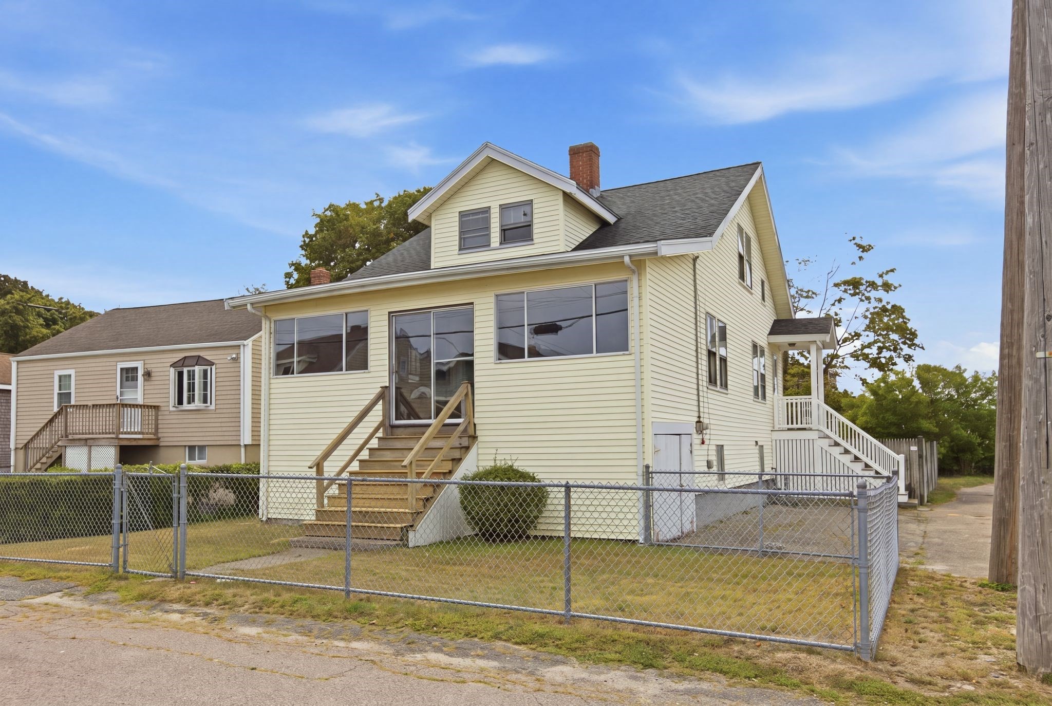 9 Stafford Road Hull, MA 02045 - Photo 2 of 22 Gallery Image 2