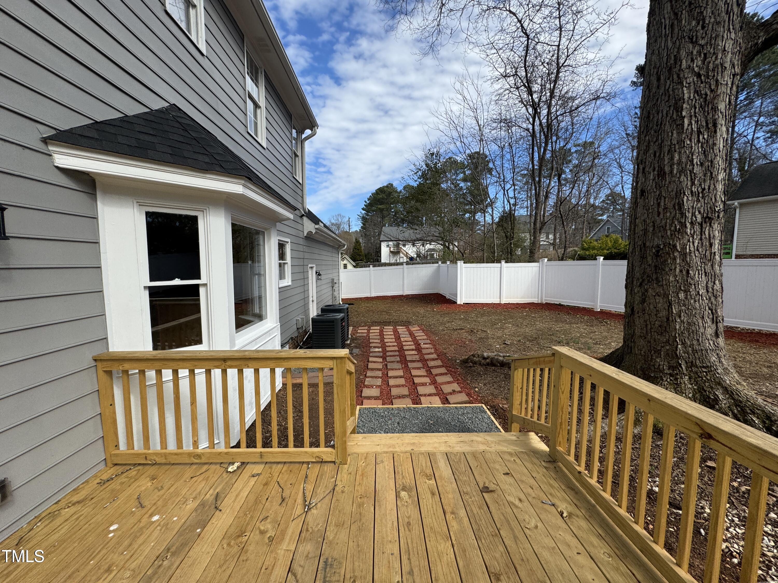 208 Lawrence Road Cary, NC 27511 - Photo 57 of 69 20250225201259774909000000-o