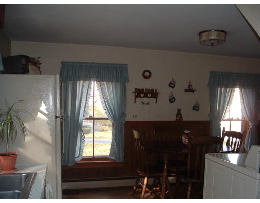 248 Ware Street Palmer, MA 01069 - Photo 4 of 11