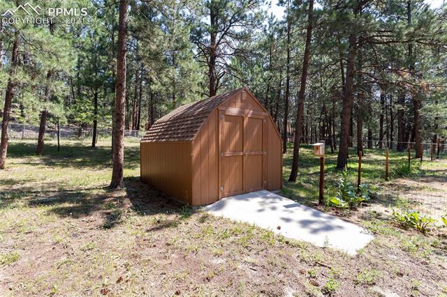 19065 Deerfield Road Monument, CO 80132 - Photo 34 of 49