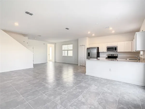 $2,300 | 409 Bogey Drive, Davenport, FL 33896