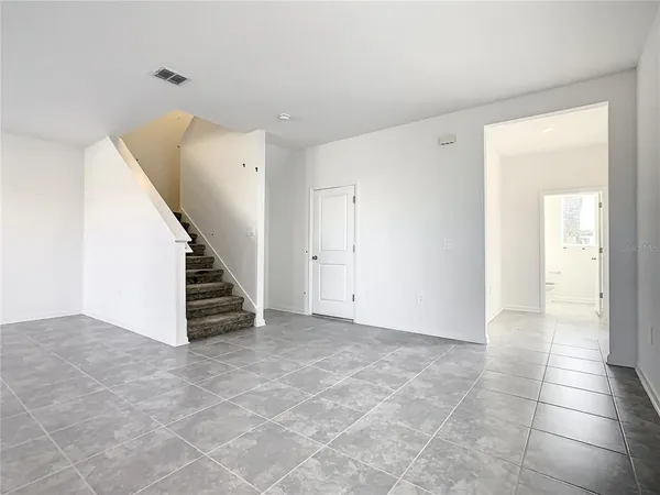 $2,300 | 409 Bogey Drive, Davenport, FL 33896