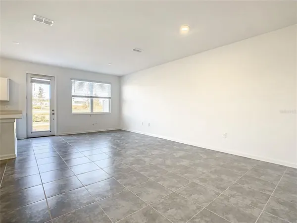 $2,300 | 409 Bogey Drive, Davenport, FL 33896