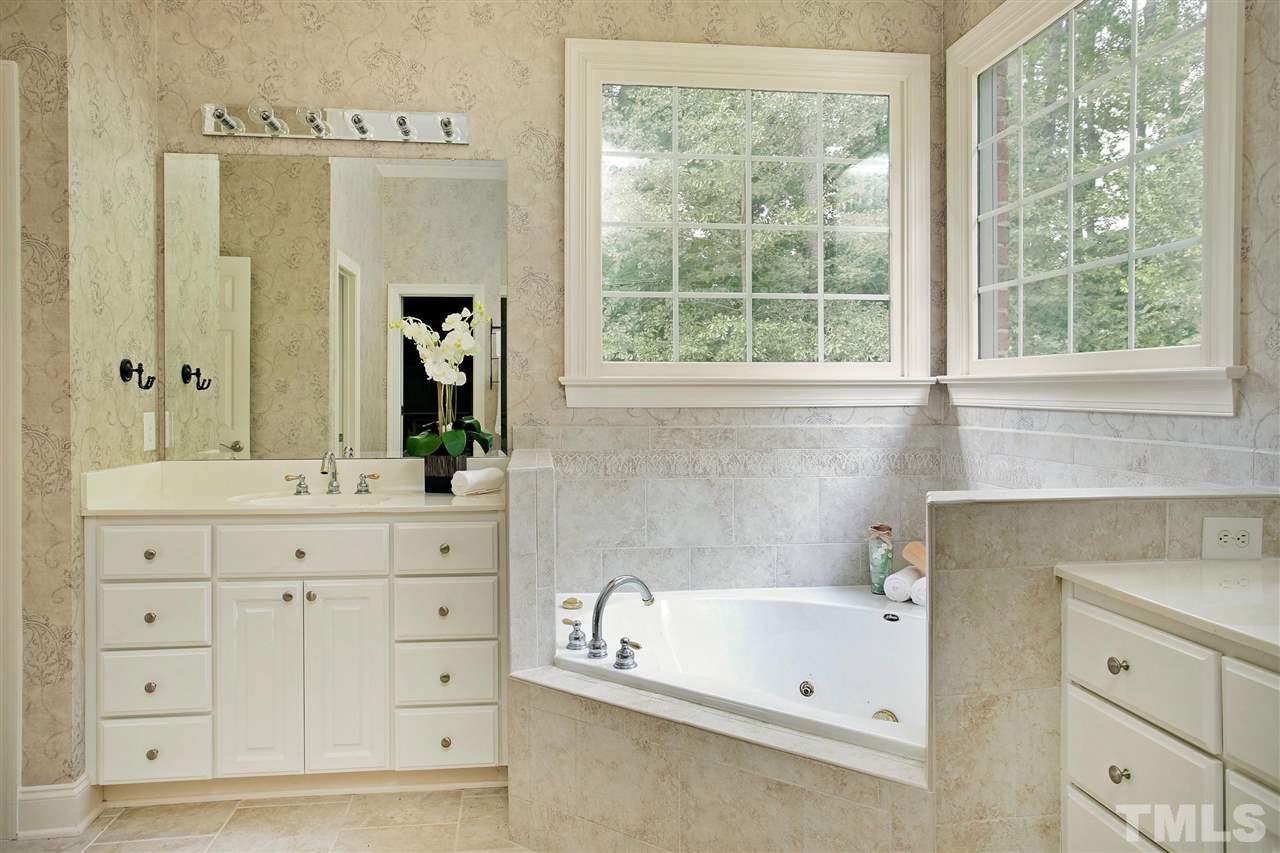 5325 Birchleaf Drive Raleigh, NC 27606 - Photo 12 of 25 Gallery Image 12