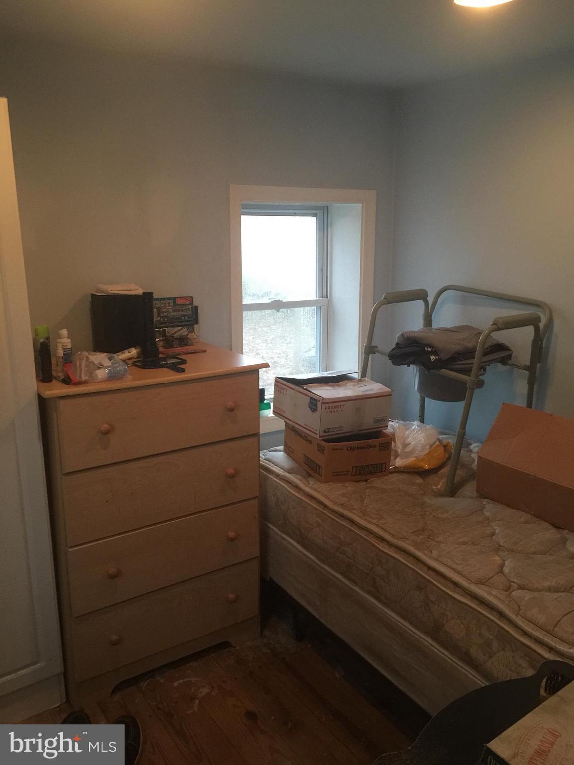 303 Adam Road Frederick, MD 21701 - Photo 5 of 11 First floor bedroom