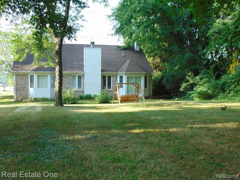 44802 West 10 Mile Road Novi, MI 48375 - Photo 31 of 36 back view.JPG
