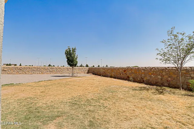 $359,999 | 13847 Alamito Creek Avenue, Clint, TX 79836