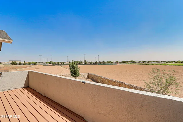 $359,999 | 13847 Alamito Creek Avenue, Clint, TX 79836