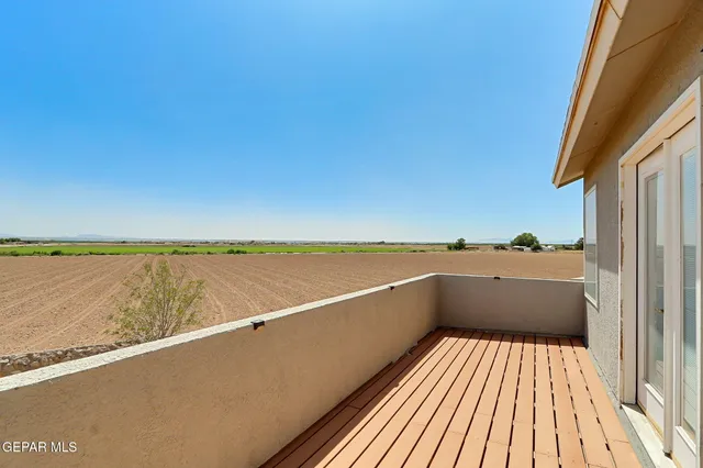 $359,999 | 13847 Alamito Creek Avenue, Clint, TX 79836