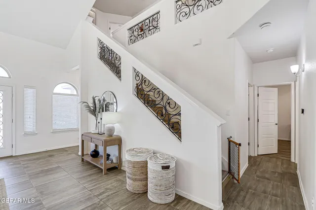 $359,999 | 13847 Alamito Creek Avenue, Clint, TX 79836