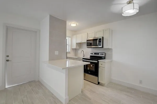 $1,650 | 525 South Broadway, Unit M, Lantana, FL 33462