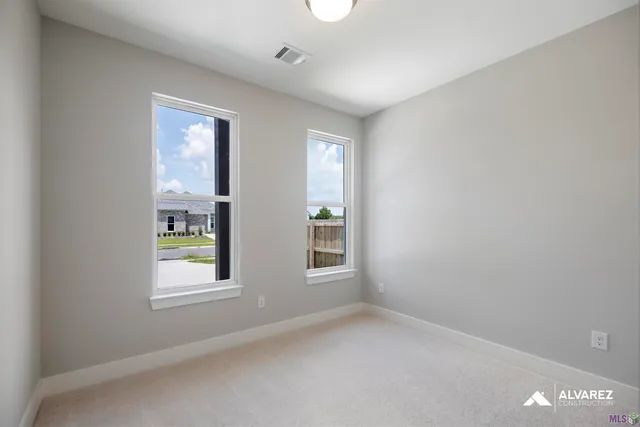 $2,500 | 2920 Creekmere Lane, Baton Rouge, LA 70810