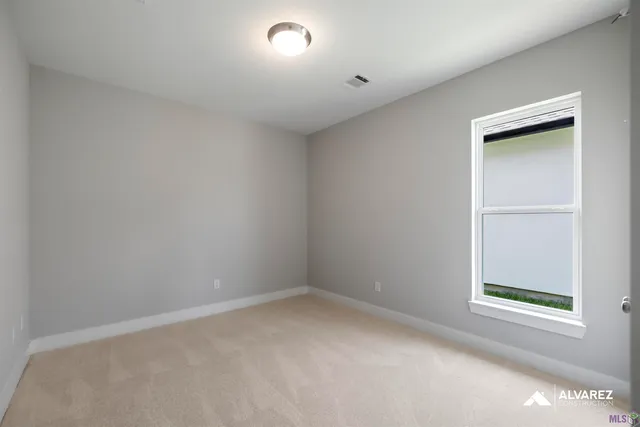 $2,500 | 2920 Creekmere Lane, Baton Rouge, LA 70810