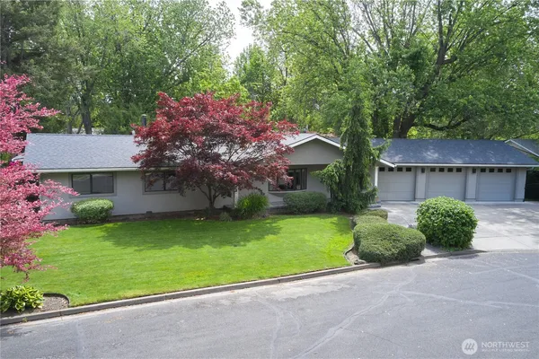 $855,000 | 1985 Hillbrooke Drive, Walla Walla, WA 99362