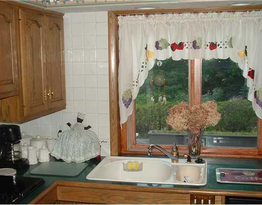 131 Brownsdale Road Butler, PA 16002 - Photo 8 of 12 Kitchen.