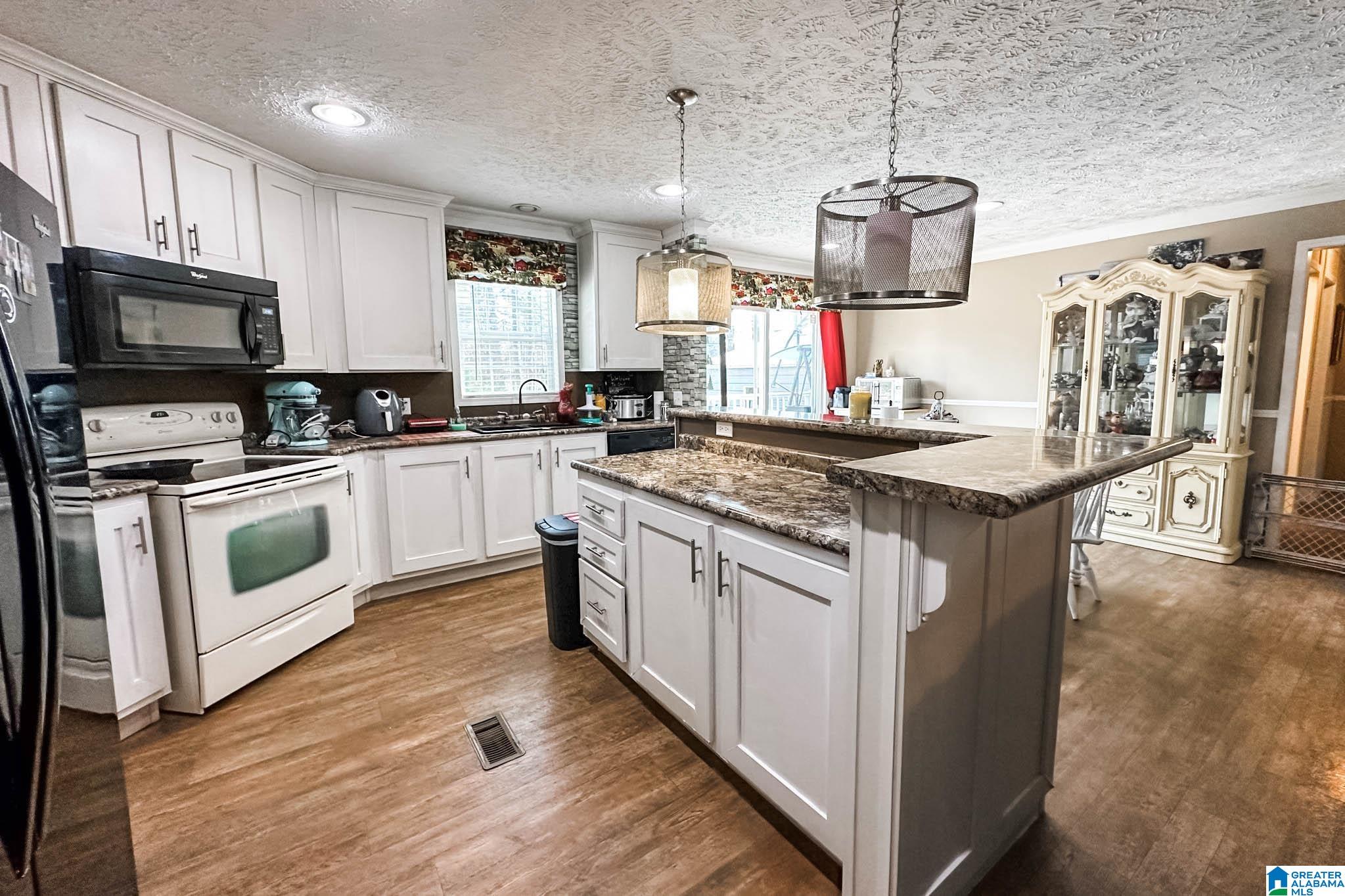 4668 McIntosh Road Oxford, AL 36203 - Photo 9 of 44