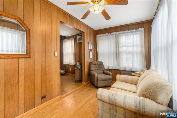 $750,000 | 7 Delafield Avenue, Rutherford, NJ 07070