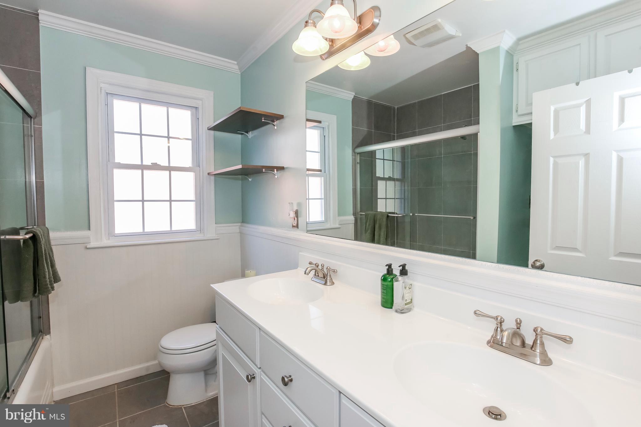 2650 39th Street Northwest, Unit 4 Washington, DC 20007 - Photo 11 of 23 Bathroom
