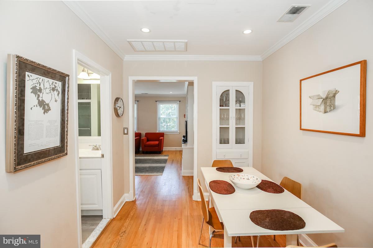 2650 39th Street Northwest, Unit 4 Washington, DC 20007 - Photo 6 of 23 Dining Room