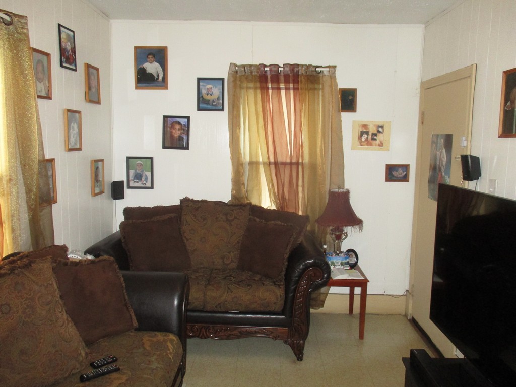 16 Goodwin Street Springfield, MA 01151 - Photo 8 of 12