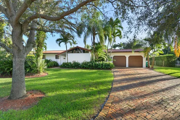 $6,500 | 8520 Southwest 103rd Street, Miami, FL 33156
