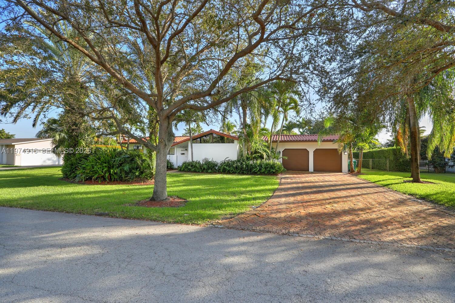 8520 Southwest 103rd Street Miami, FL 33156 - Photo 30 of 34