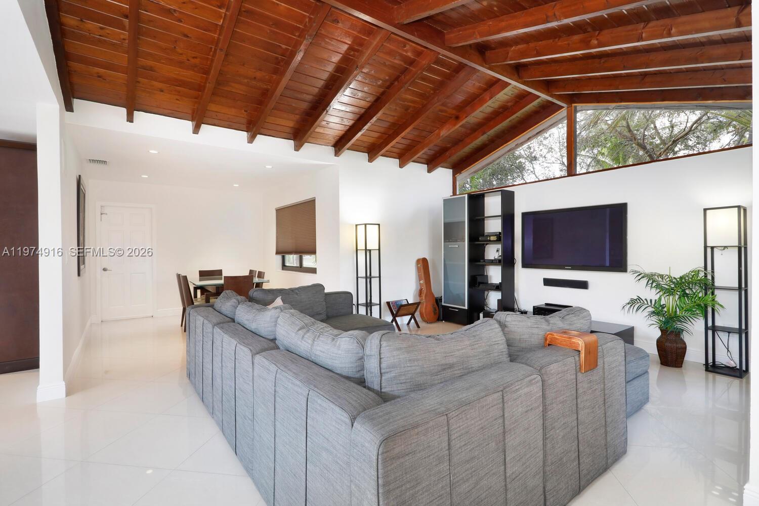 8520 Southwest 103rd Street Miami, FL 33156 - Photo 7 of 34