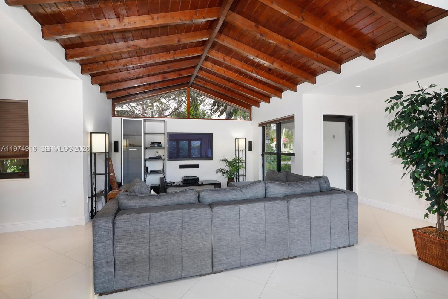 8520 Southwest 103rd Street Miami, FL 33156 - Photo 8 of 34