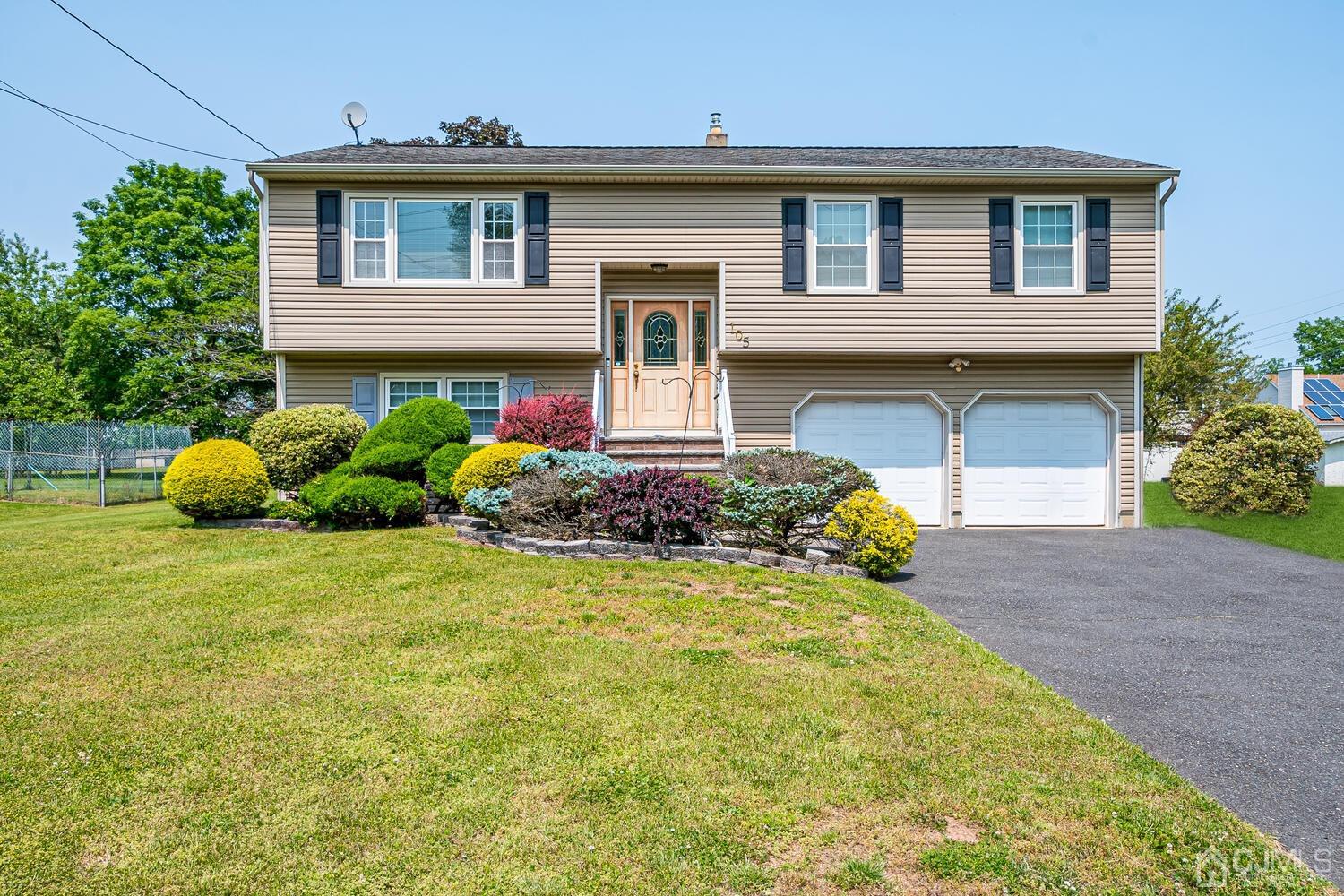 105 Hancock Road Piscataway, NJ 08854 - Photo 1 of 43 Gallery Image 1