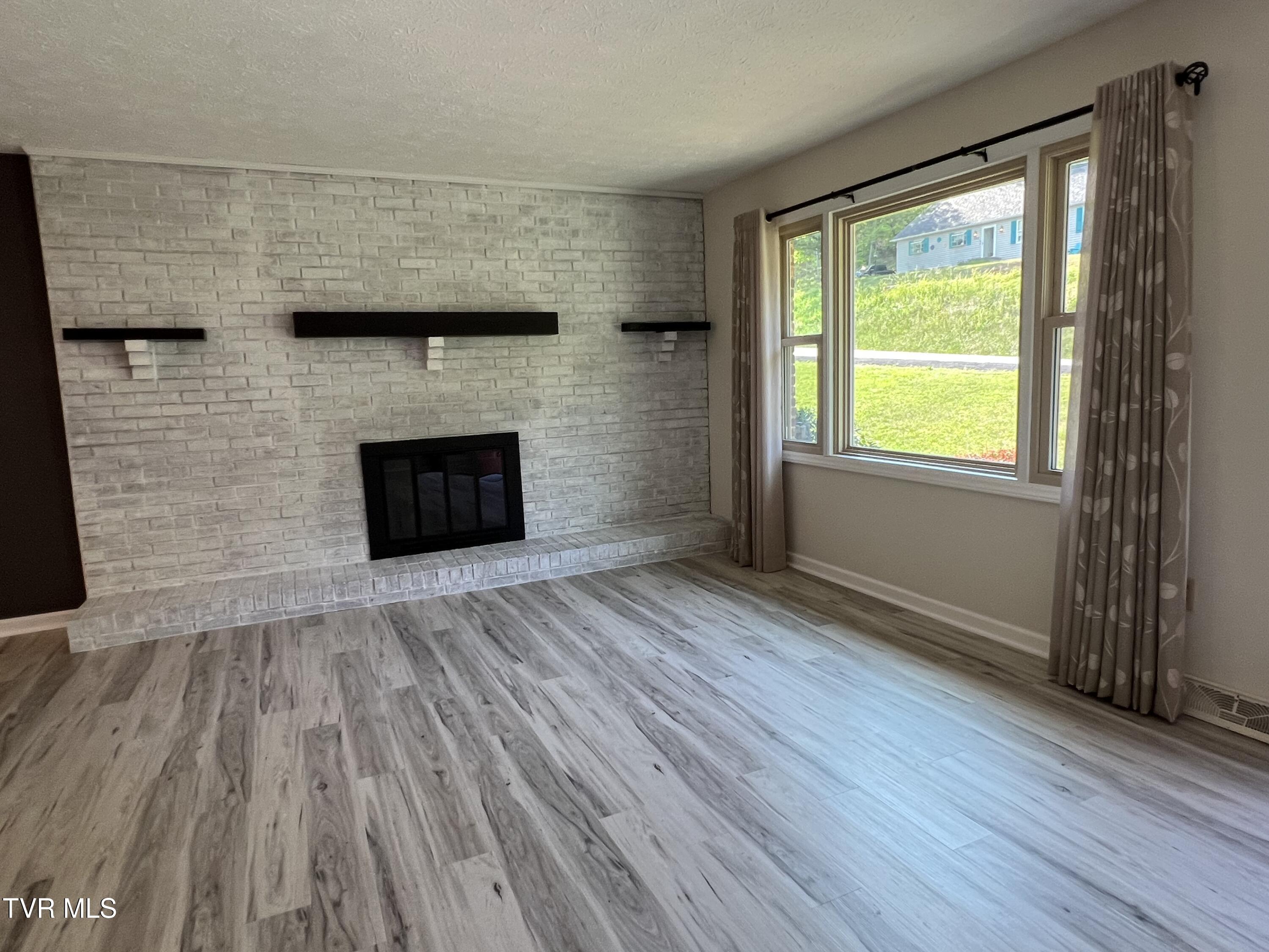 737 Foothills Road Kingsport, TN 37663 - Photo 25 of 80 IMG_5491