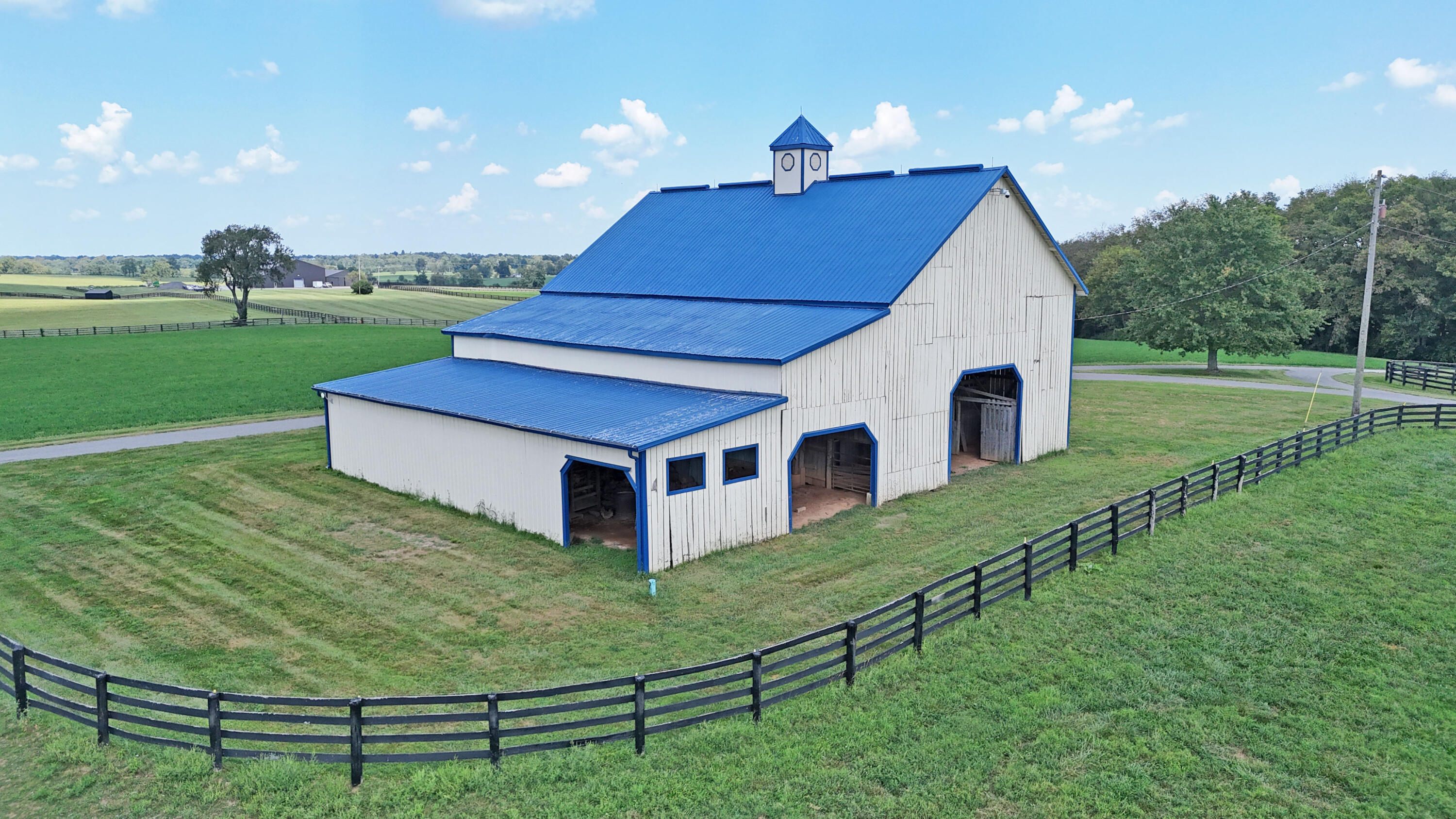 3469 Winchester Road Lexington, KY 40509 - Photo 58 of 86 32