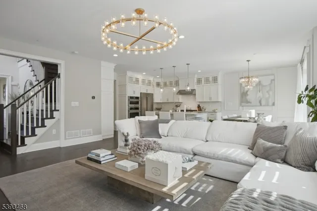 $1,499,000 | 2 Monmouth Road, Warren, NJ 07059