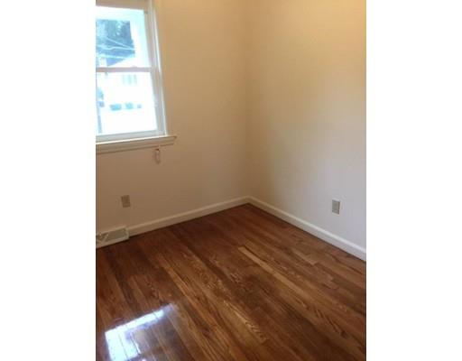11 Plymouth Road Bellingham, MA 02019 - Photo 10 of 20 Gallery Image 10