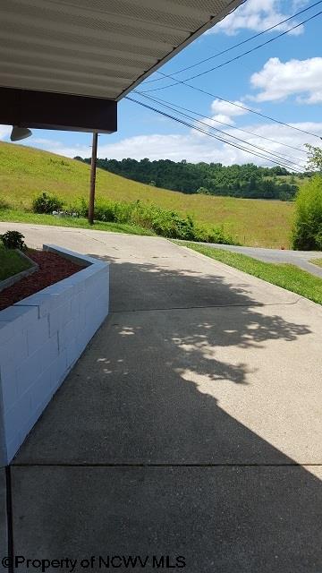 500 Maple Lake Road Bridgeport, WV 26330 - Photo 15 of 17 Gallery Image 15