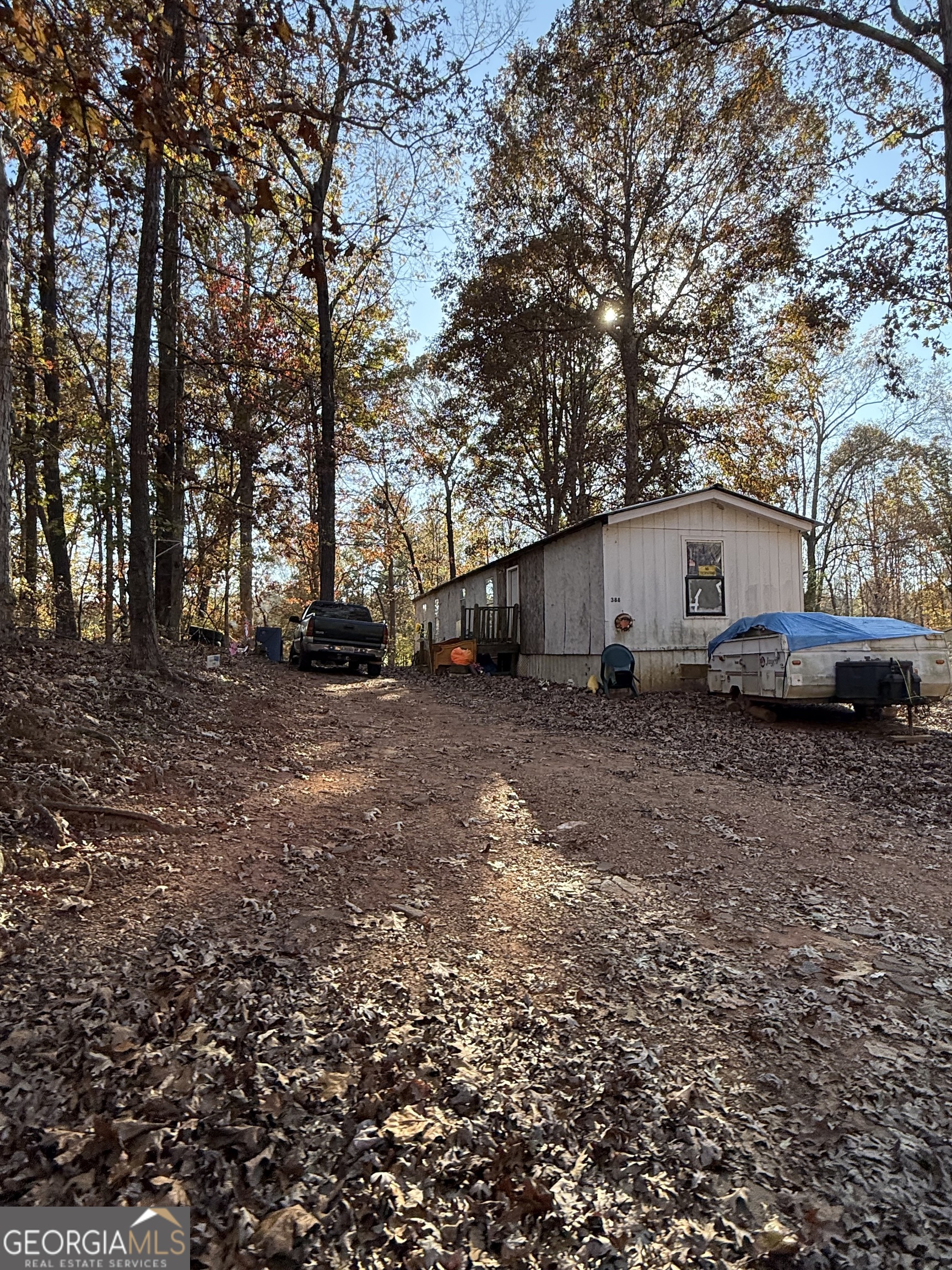 388 Ridgeview Drive Lavonia, GA 30553 - Photo 3 of 10