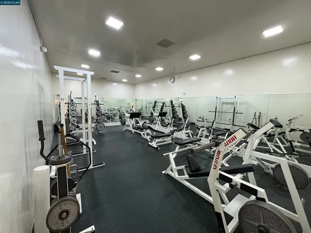 $585,000 | 820 North Delaware Street, Unit 215, San Mateo, CA 94401