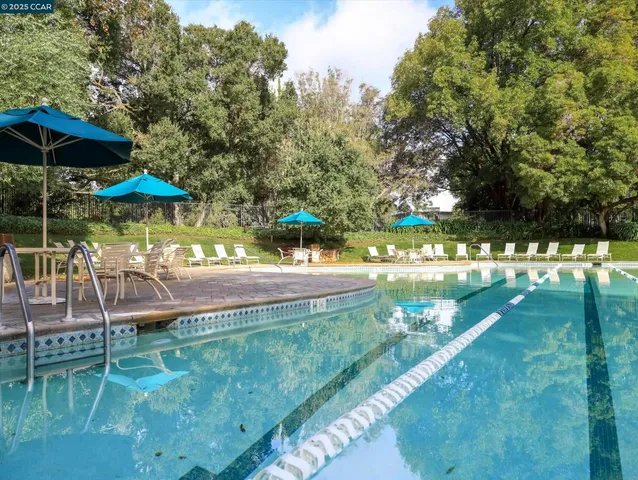 $585,000 | 820 North Delaware Street, Unit 215, San Mateo, CA 94401