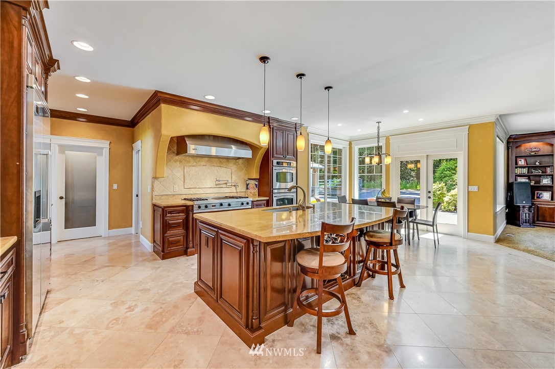 22117 49th Avenue Southeast Bothell, WA 98021 - Photo 14 of 39 Gallery Image 14