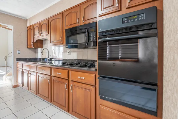 $268,700 | 3519 45th Street, Highland, IN 46322