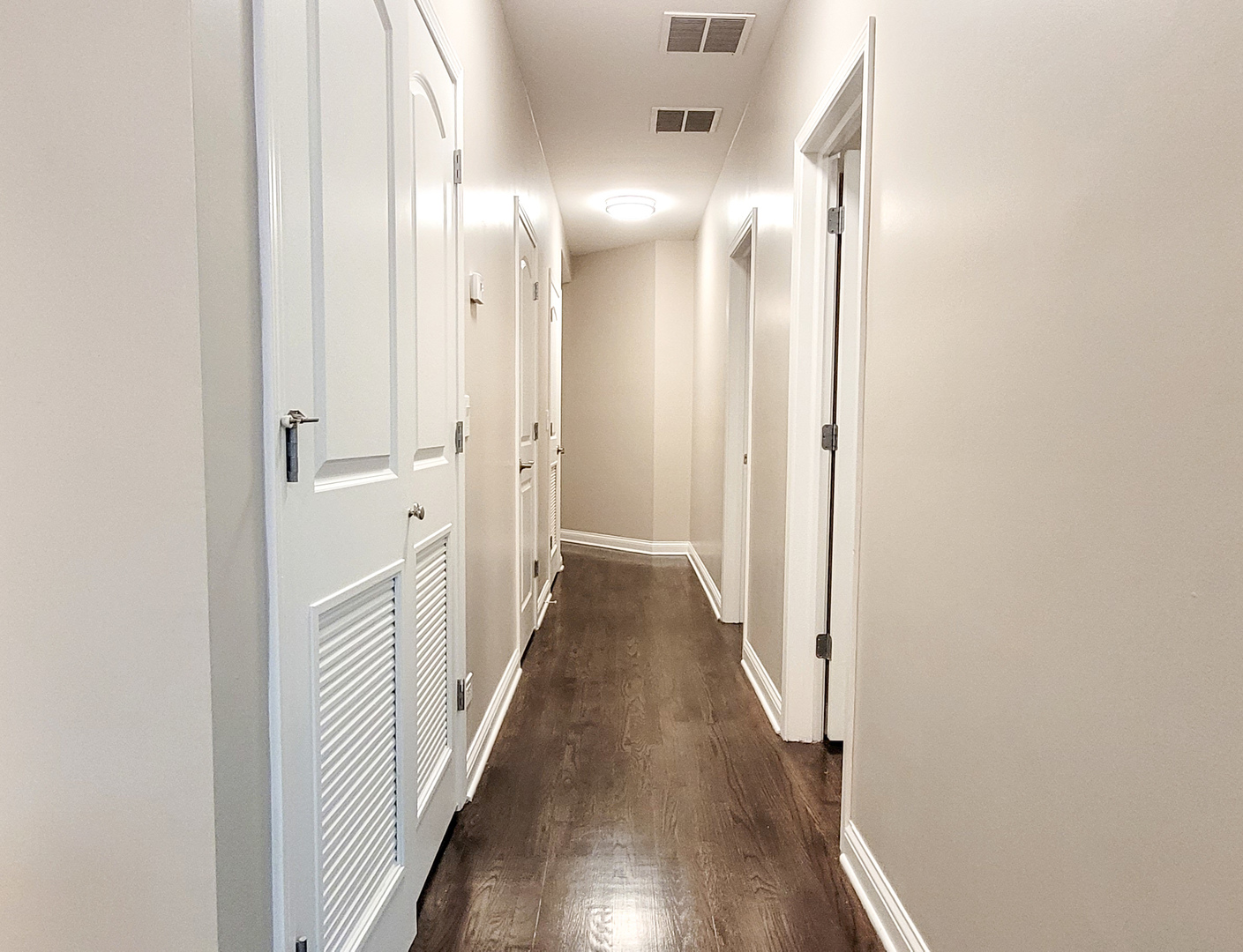 4541 South Evans Avenue, Unit 2 Chicago, IL 60653 - Photo 12 of 33