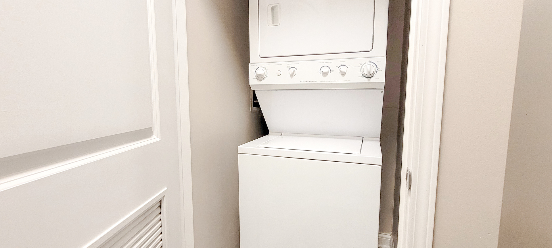 4541 South Evans Avenue, Unit 2 Chicago, IL 60653 - Photo 18 of 33