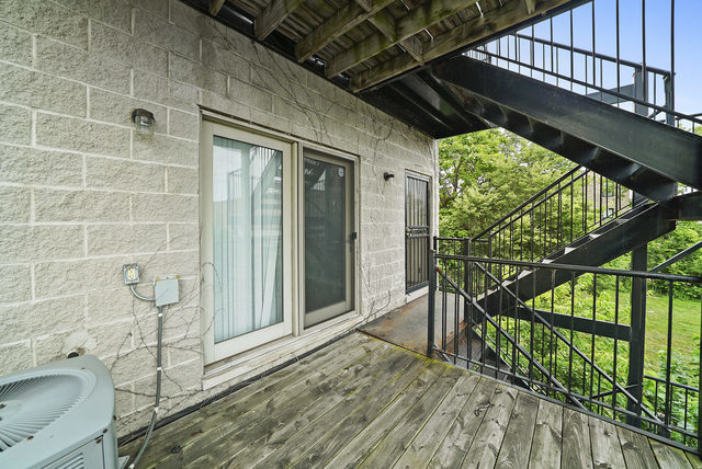 4541 South Evans Avenue, Unit 2 Chicago, IL 60653 - Photo 31 of 33