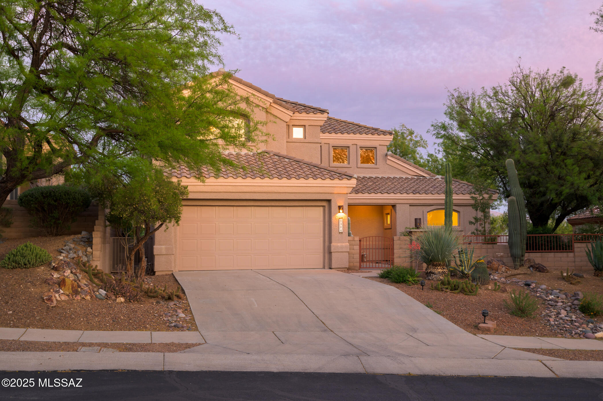 5304 Spring View Drive Tucson, AZ 85749 - Photo 5 of 51 Gallery Image 5