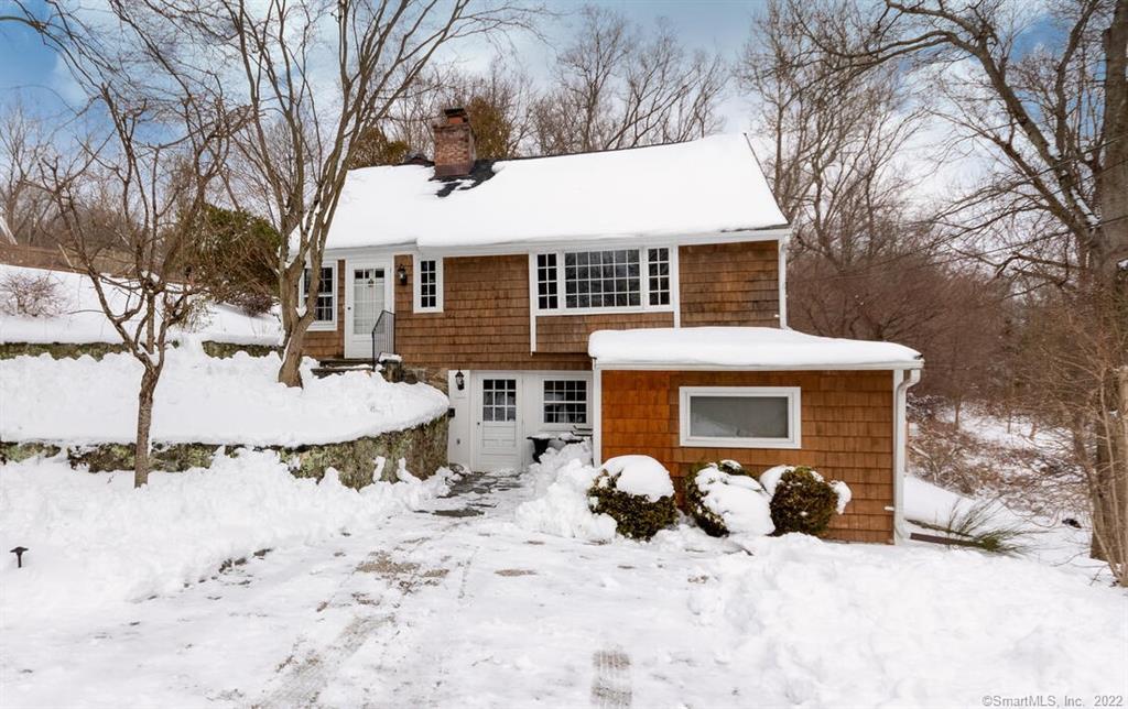 9 Poplar Plains Road Wilton, CT 06897 - Photo 1 of 1