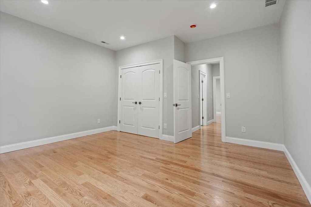 241 Lake Avenue Worcester, MA 01604 - Photo 32 of 42 a view of an empty room