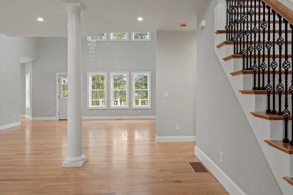 241 Lake Avenue Worcester, MA 01604 - Photo 10 of 42 a view of an entryway with wooden floor